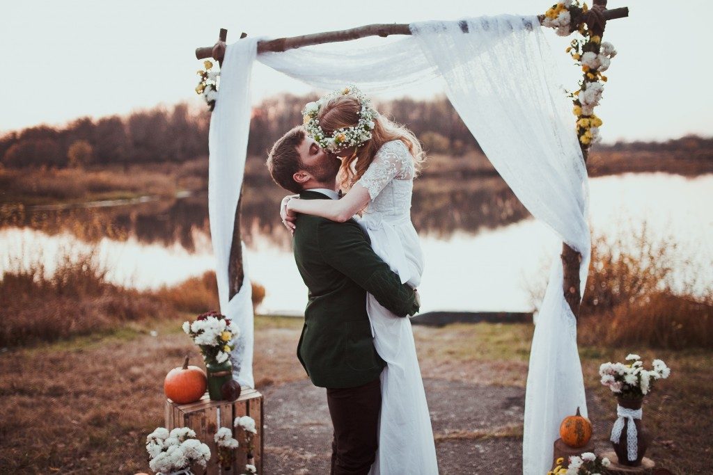 Rustic autumn wedding